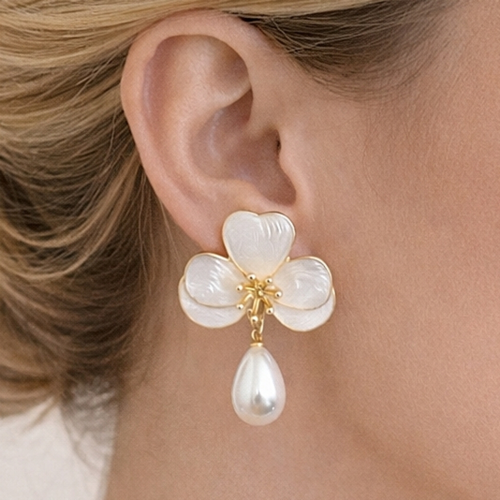 Gold White Flower Faux Pearl Drop Earrings statement Romantic Coquette Prom💖
